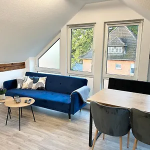 Apartment Lgh-moderne, Ruhige Wohnung, Naehe Zum Flughafen Und Autobahn, 24h-self-check-in, Vollausgestattet, Disneyplus, Waschmaschine